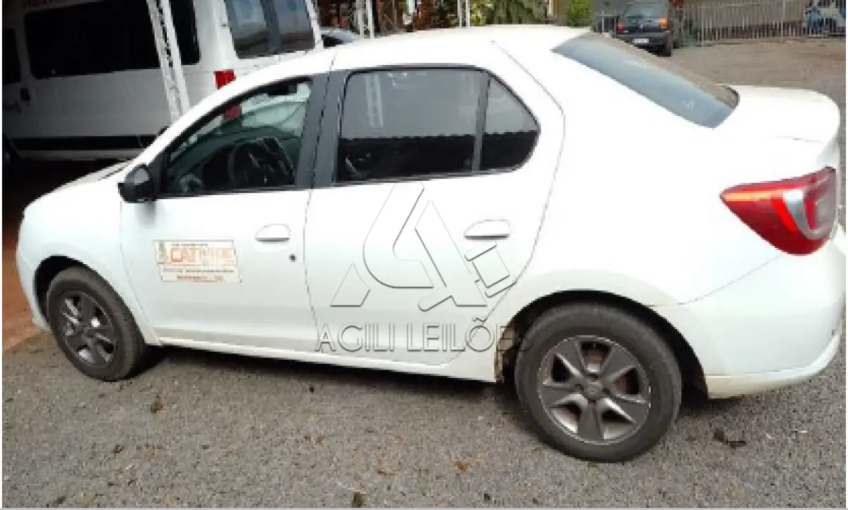 LOTE 008 - Veículo Renault Logan Expression Avantage