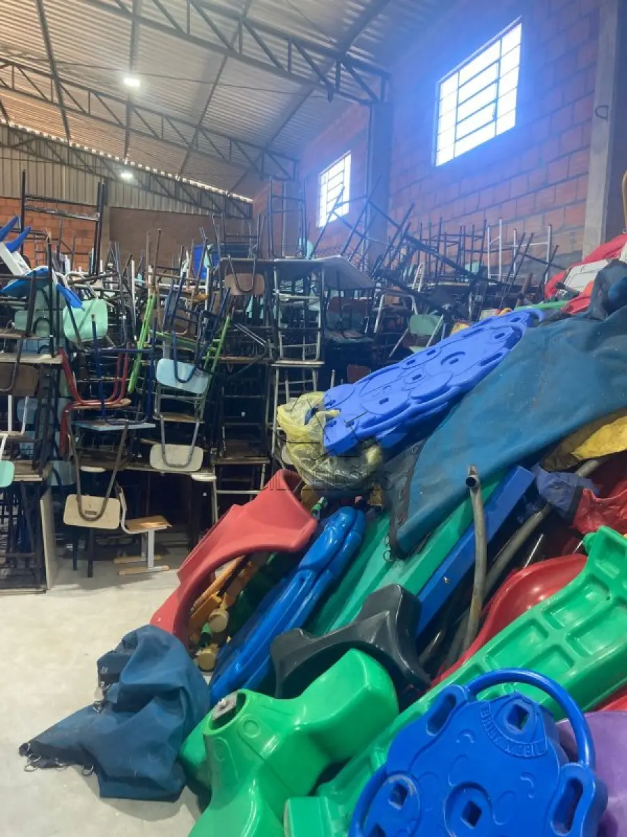 LOTE 003 - LOTE 03 - ELETRODOMÉSTICOS, CADEIRAS DIVERSAS, BRINQUEDOS DE
	PARQUE,	 	FERRAMENTAS	 	DIVERSAS,
EQUIPAMENTOS ODONTOLÓGICOS E
HOSPITALARES (DEPÓSITO DE BENS 02)