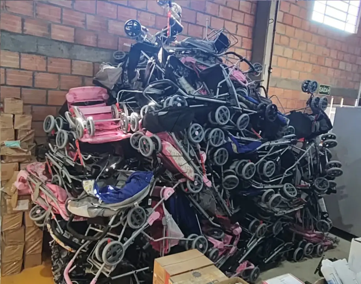 LOTE 003 - LOTE 03 - ELETRODOMÉSTICOS, CADEIRAS DIVERSAS, BRINQUEDOS DE
	PARQUE,	 	FERRAMENTAS	 	DIVERSAS,
EQUIPAMENTOS ODONTOLÓGICOS E
HOSPITALARES (DEPÓSITO DE BENS 02)